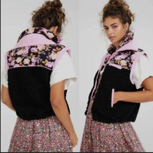 For Love And Lemons Faux Shearling Floral Puffer Vest Medium